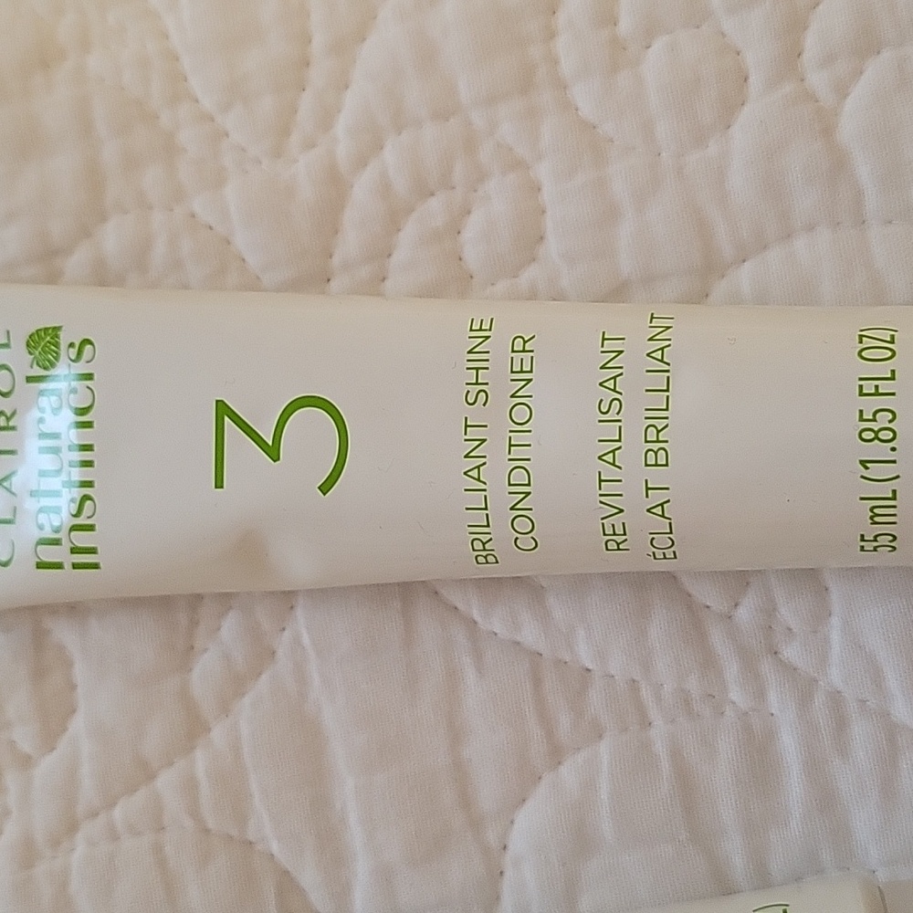 Bundle of Shampoo and Conditioners- 8 items - Picture 3 of 4